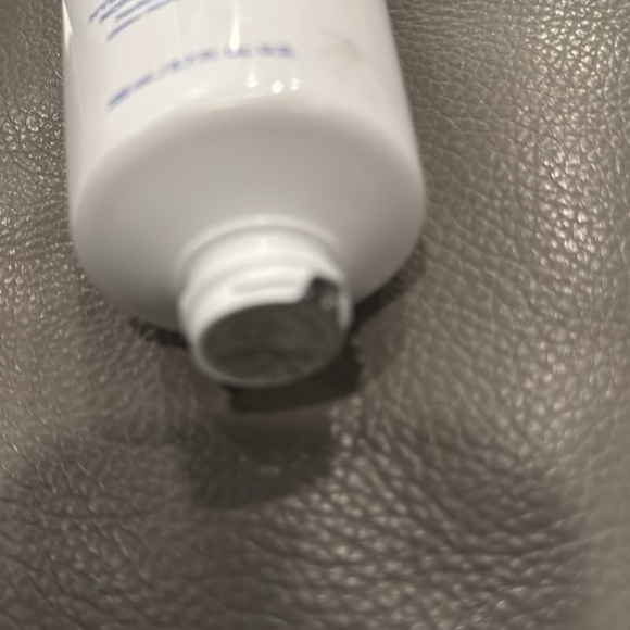 Zo Skin Health Hydrating Cleanser Normal to Dry Skin 6.7 fl oz Exp 8/25 Sealed - Picture 2 of 2